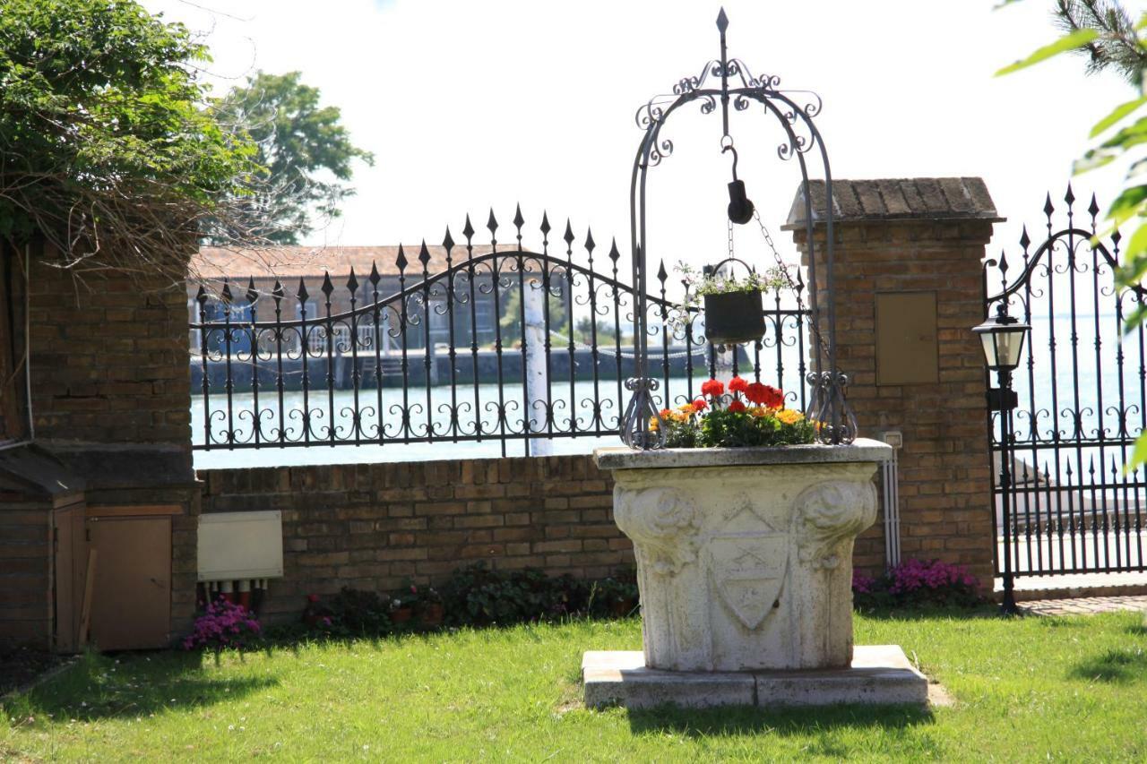 Murano Garden House Apartment Exterior photo